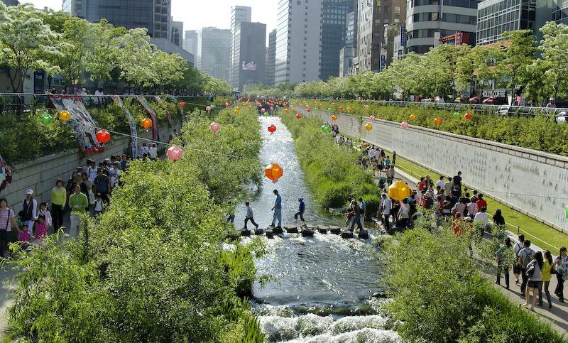 descontaminacion rio urbano cheonggyong corea del sur
